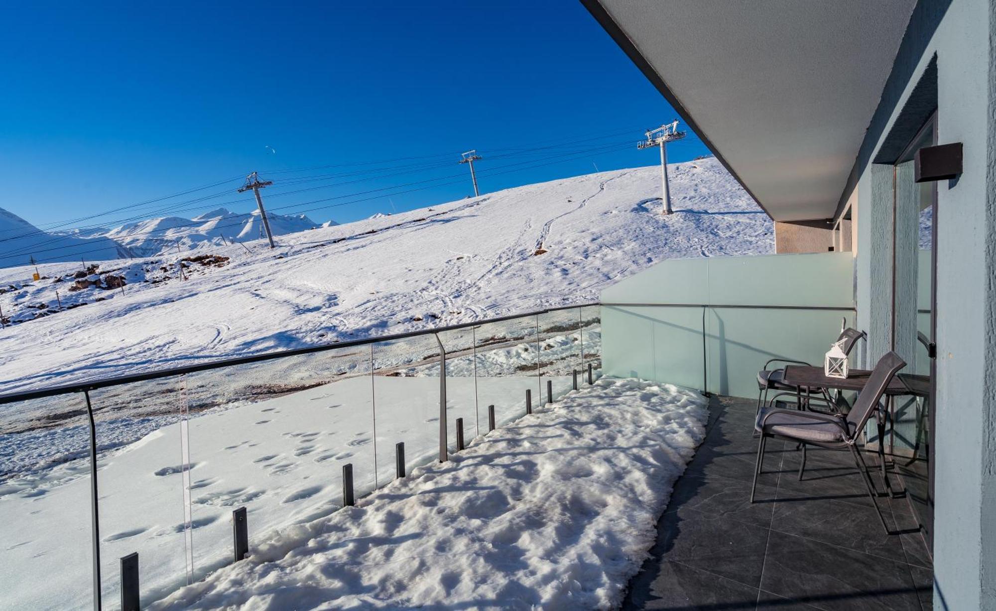 New Gudauri Apartments In Atrium Εξωτερικό φωτογραφία